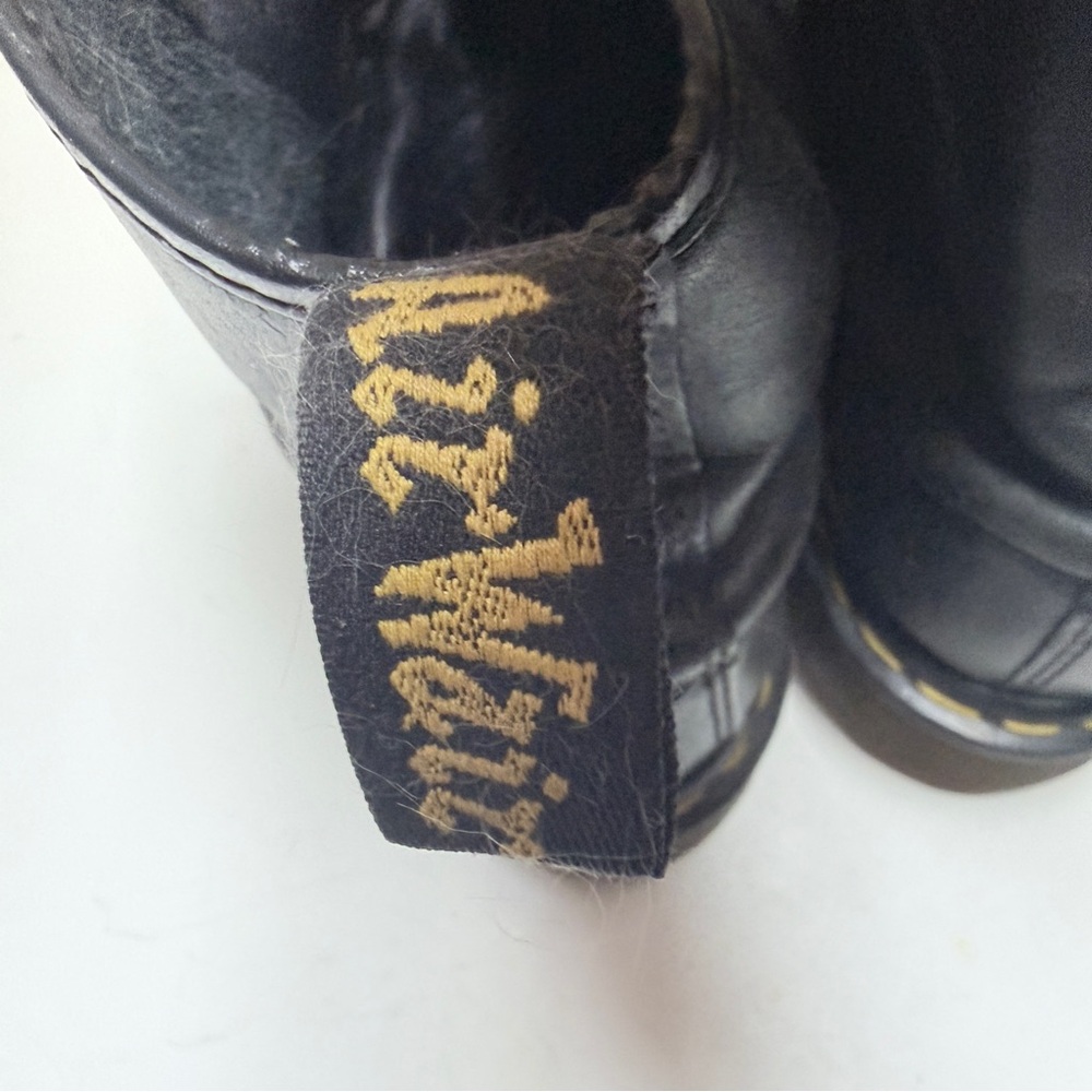 Dr. Martens Vintage smooth leather boots. England - Picture 3 of 6